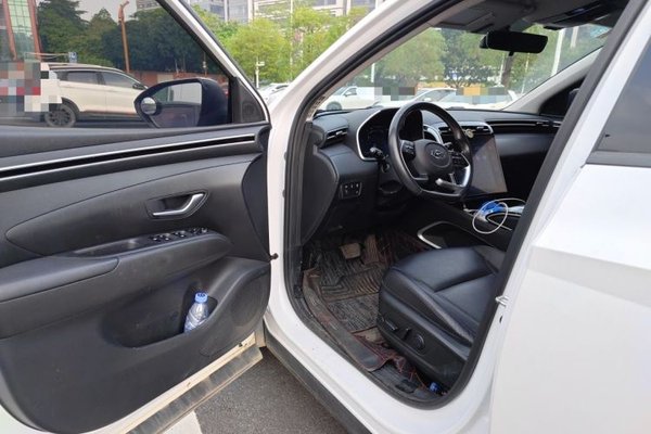 Hyundai Tucson 2023, 67400 км, за 12012 USD - фото 21