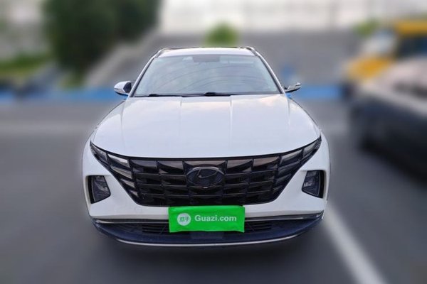 Hyundai Tucson 2023, 67400 км, за 12012 USD