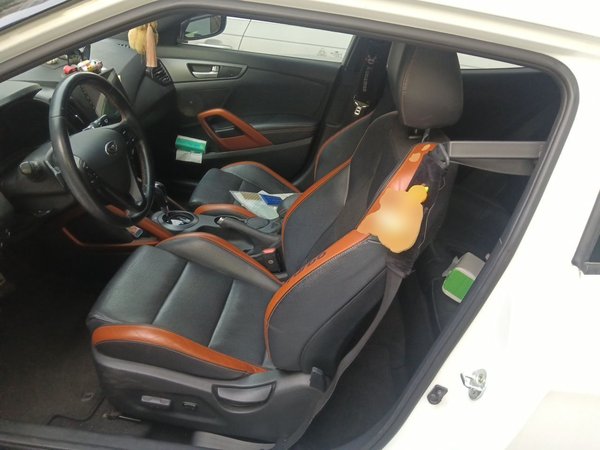 Hyundai Veloster 2015, 78600 км, за 5946 USD - фото 18