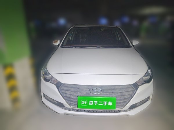 Hyundai Verna (new generation) 2016, 31600 км, за 3947 USD
