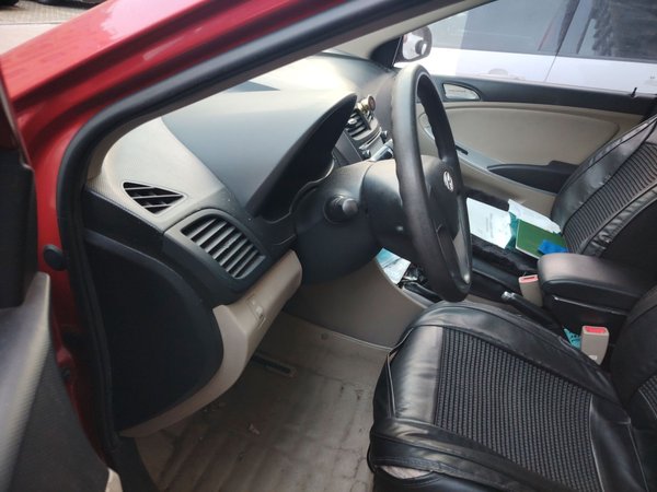 Hyundai Verna (older generation) 2014, 97899 км, за 2454 USD - фото 20