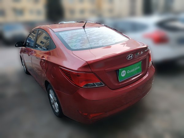Hyundai Verna (older generation) 2014, 97899 км, за 2454 USD