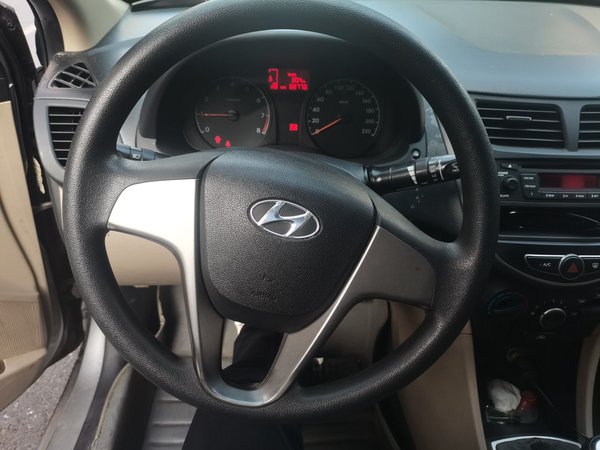 Hyundai Verna (older generation) 2014, 68700 км, за 2923 USD - фото 11