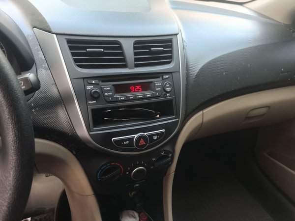 Hyundai Verna (older generation) 2014, 68700 км, за 2923 USD - фото 14