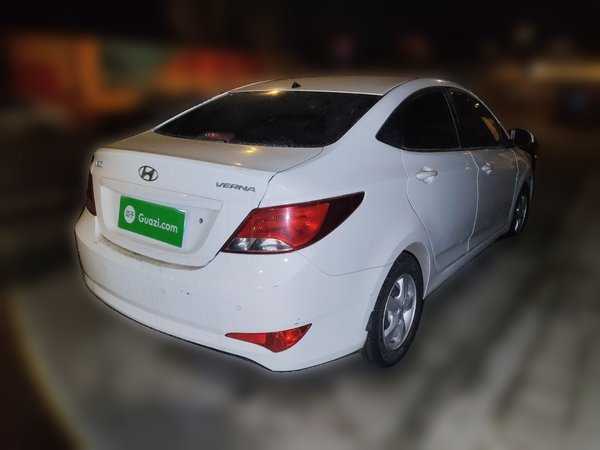Hyundai Verna (older generation) 2014, 77000 км, за 3583 USD - фото 8