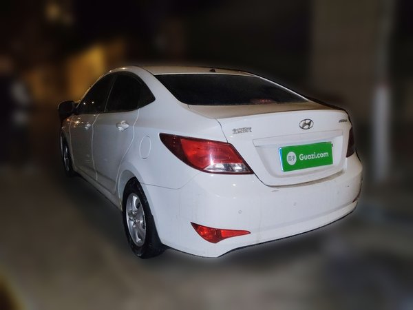 Hyundai Verna (older generation) · 2014 год