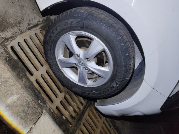 Hyundai Verna (older generation) 2014, 77000 км, за 3583 USD