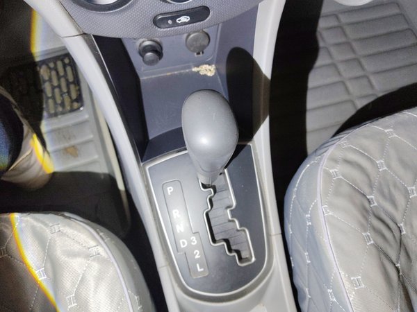 Hyundai Verna (older generation) 2014, 77000 км, за 3583 USD - фото 18