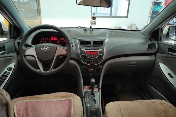 Hyundai Verna (older generation) 2014, 80000 км, за 4899 USD - фото 18