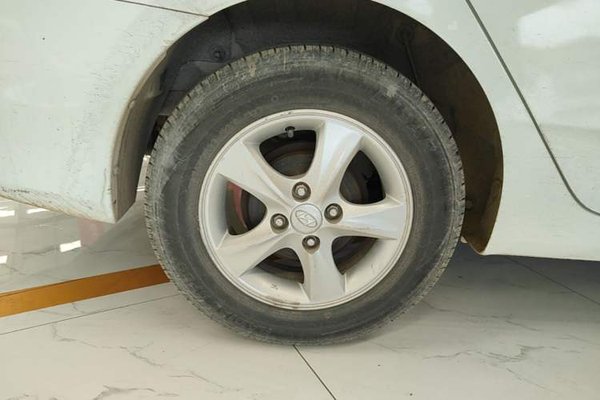 Hyundai Verna (older generation) 2014, 80000 км, за 4899 USD - фото 10