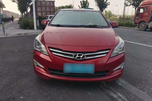 Hyundai Verna (older generation) 2016, 56400 км, за 4960 USD