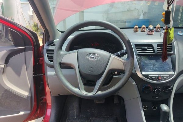 Hyundai Verna (older generation) 2016, 56400 км, за 4960 USD - фото 7