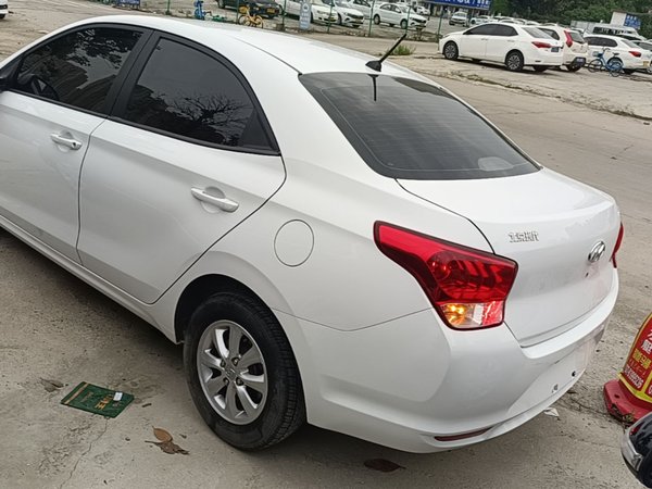 Hyundai Verna (older generation) 2017, 96700 км, за 4698 USD