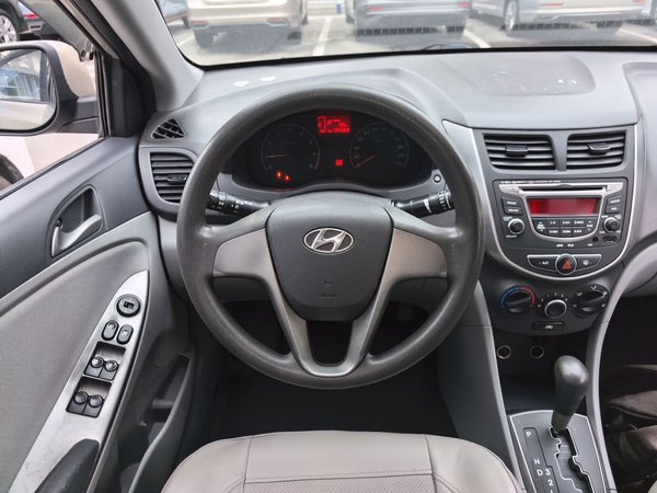 Hyundai Verna 2014, 135700 км, за 4203 USD - фото 10