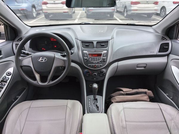 Hyundai Verna 2014, 135700 км, за 4203 USD - фото 9