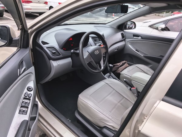 Hyundai Verna 2014, 135700 км, за 4203 USD - фото 15