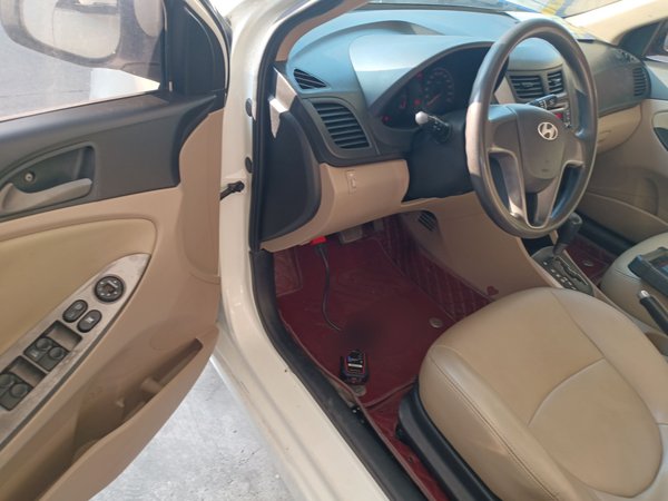 Hyundai Verna 2014, 108800 км, за 4612 USD - фото 19