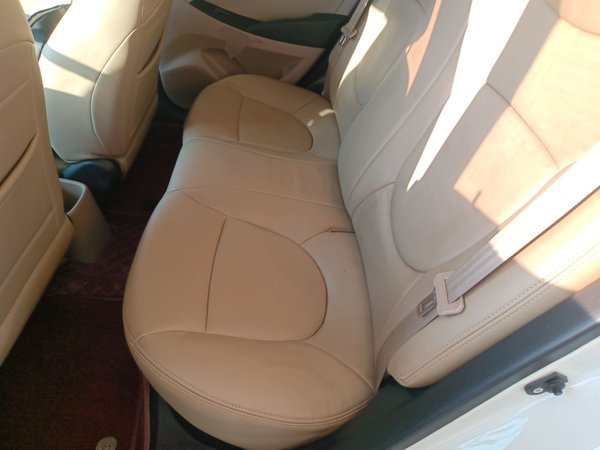 Hyundai Verna 2014, 108800 км, за 4612 USD - фото 20