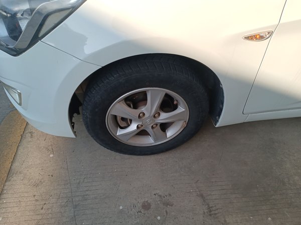 Hyundai Verna 2014, 108800 км, за 4612 USD - фото 8