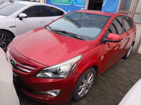 Hyundai Verna Ray 2014 1.4L Automatic TOP