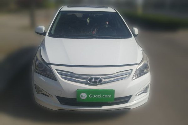 Hyundai Verna Ray 2014, 102000 км, за 6895 USD