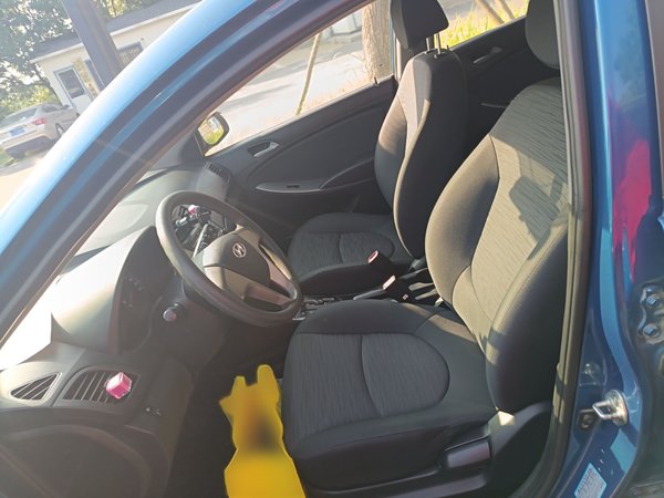 Hyundai Verna Ray 2016, 71000 км, за 5638 USD - фото 8