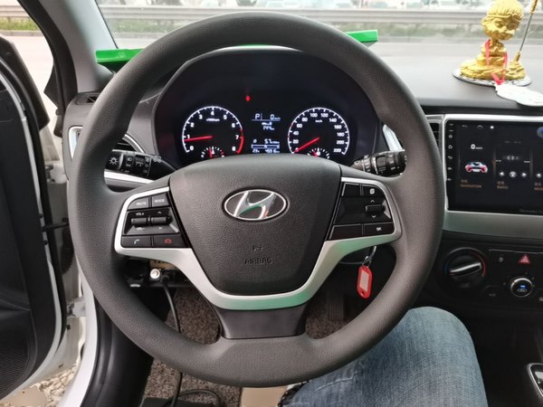 Hyundai Verna RV 2017, 45900 км, за 7128 USD - фото 14