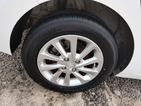 Hyundai Verna RV 2017, 45900 км, за 7128 USD - фото 10