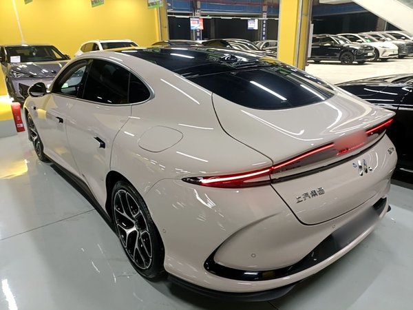 IM L6 2025, 41300 км, за 24105 USD