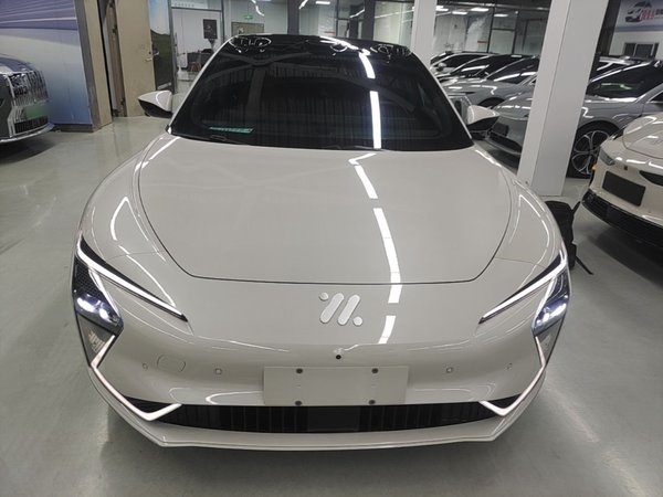 IM L7 2022, 32599 км, за 21245 USD