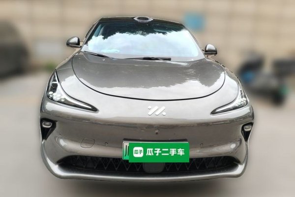 IM LS6 2025, 31500 км, за 23781 USD