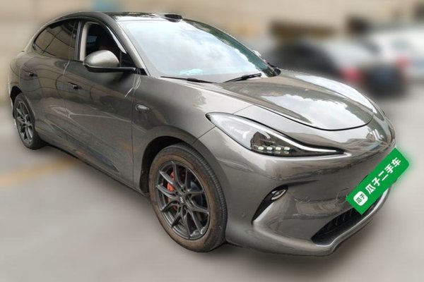 IM LS6 2025, 31500 км, за 23781 USD