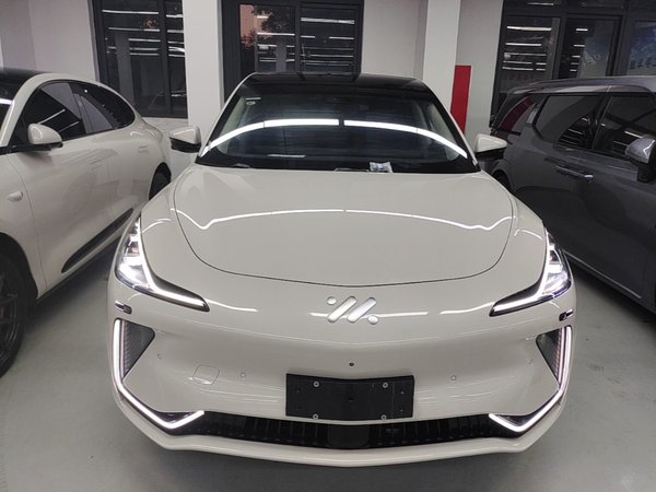 IM LS7 2023, 67000 км, за 21966 USD