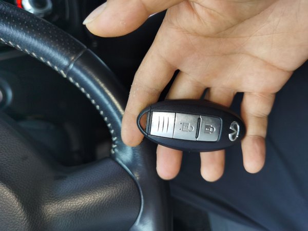 Infiniti ESQ 2014, 34600 км, за 7240 USD - фото 9