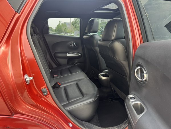 Infiniti ESQ 2014, 38200 км, за 10991 USD - фото 19