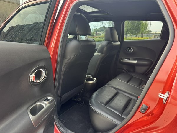 Infiniti ESQ 2014, 38200 км, за 10991 USD - фото 41