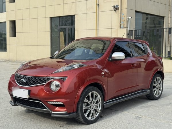 Infiniti ESQ · 2014 год