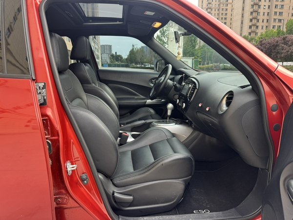 Infiniti ESQ 2014, 38200 км, за 10991 USD - фото 16