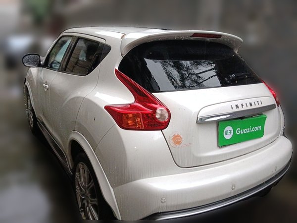 Infiniti ESQ 2014, 20099 км, за 8011 USD