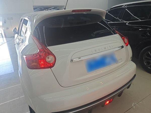 Infiniti ESQ 2014, 52500 км, за 8739 USD - фото 6