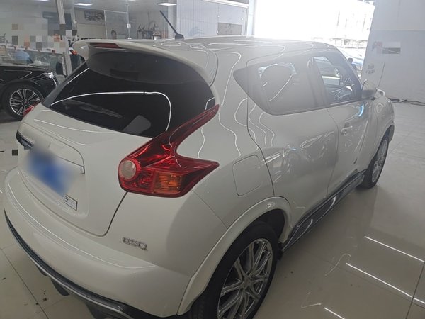 Infiniti ESQ 2014, 52500 км, за 8739 USD - фото 7