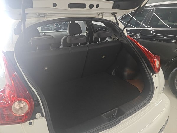 Infiniti ESQ 2014, 52500 км, за 8739 USD - фото 22