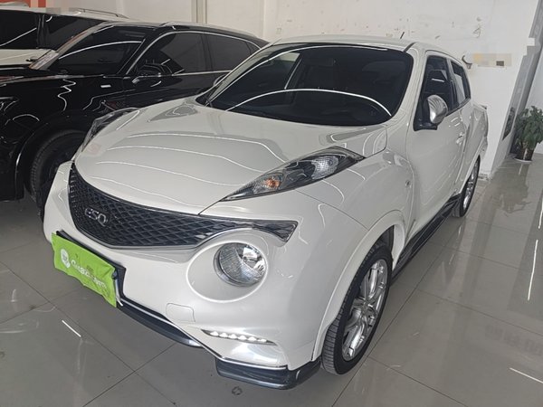 Infiniti ESQ · 2014 год
