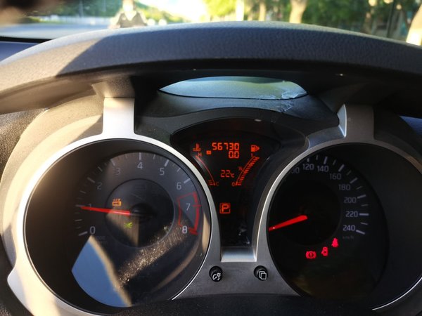 Infiniti ESQ 2014, 56700 км, за 7982 USD - фото 11