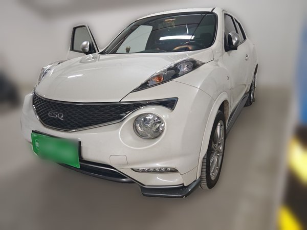Infiniti ESQ · 2014 год