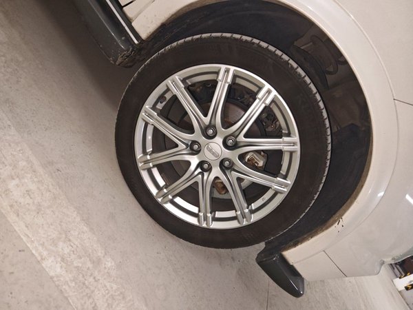 Infiniti ESQ 2014, 71100 км, за 9395 USD