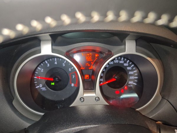 Infiniti ESQ 2014, 71100 км, за 9395 USD - фото 9