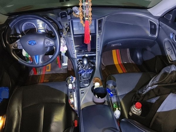 Infiniti Q50 2014, 177000 км, за 9888 USD - фото 18