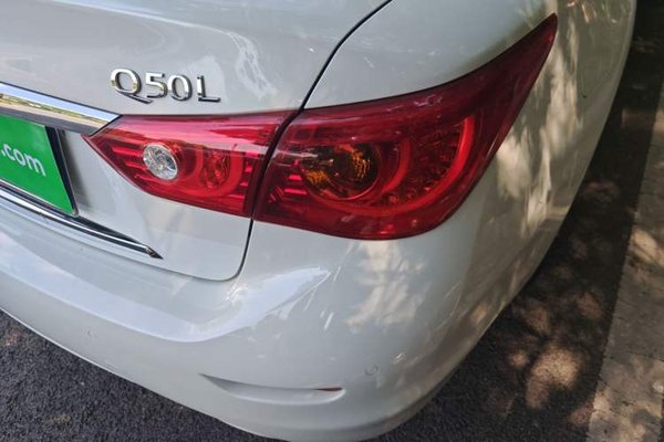Infiniti Q50L 2015, 128900 км, за 6394 USD - фото 9