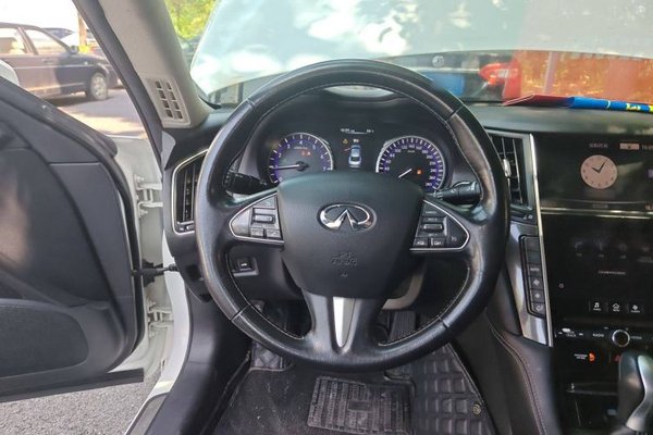 Infiniti Q50L 2015, 128900 км, за 6394 USD - фото 13